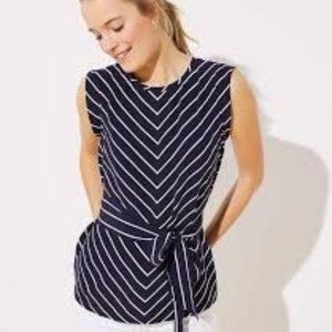 LOFT CHEVRON WRAP WAIST TOP IN FOREVER NAVY